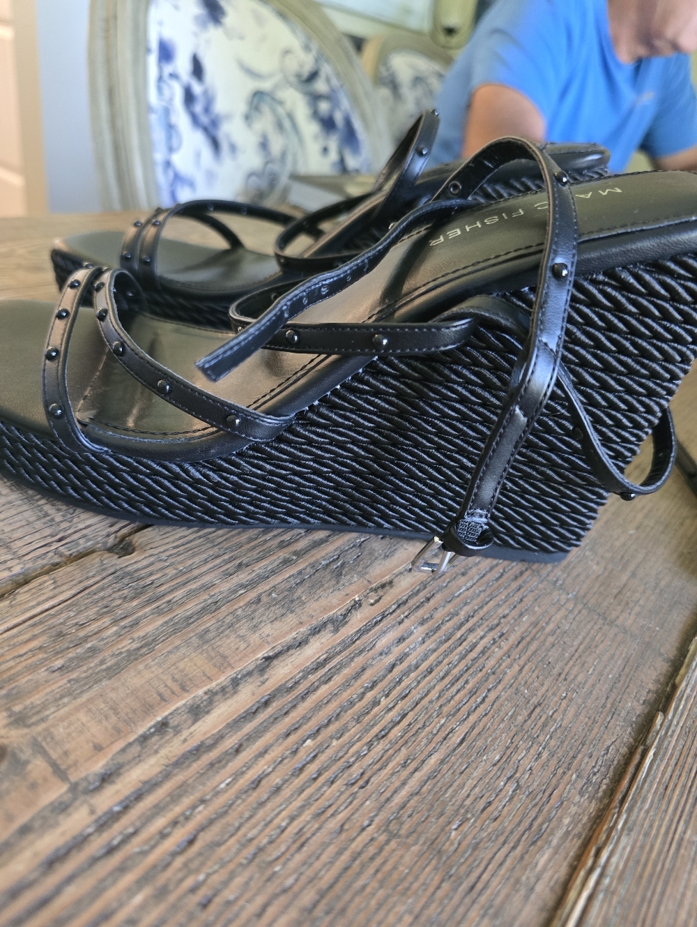 Marc Fisher Black Studded Strappy Wedge Sandals 8.5M - Picture 4 of 7